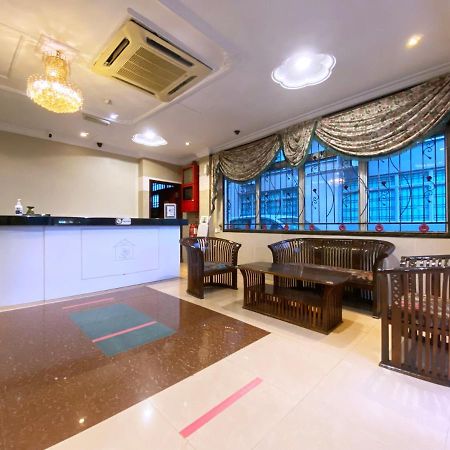 Mr Hotel Nusa Bestari Skudai Extérieur photo