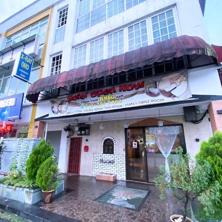 Mr Hotel Nusa Bestari Skudai Extérieur photo