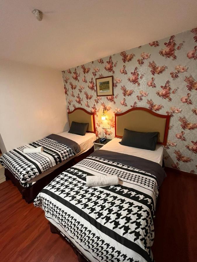 Mr Hotel Nusa Bestari Skudai Extérieur photo