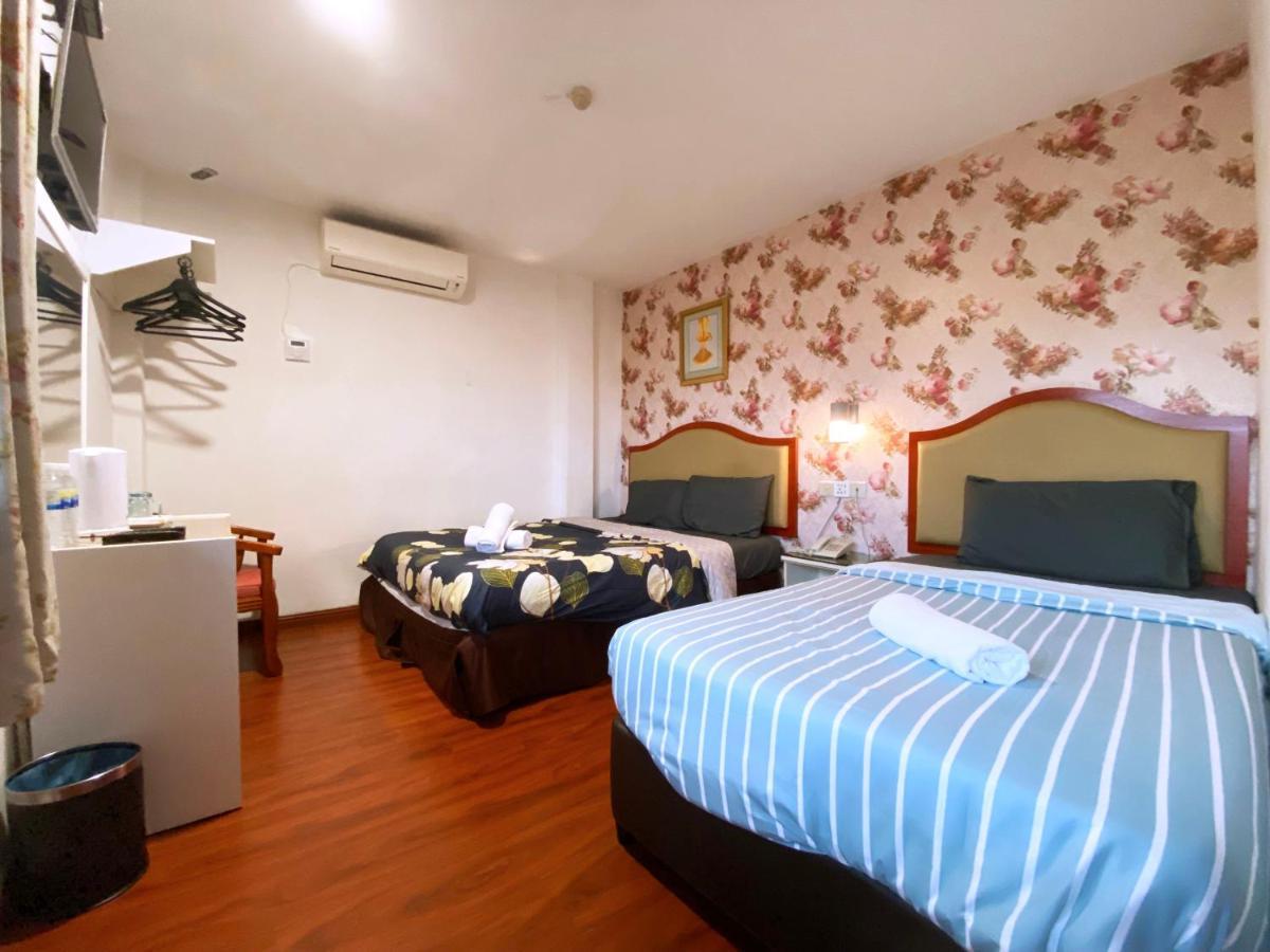 Mr Hotel Nusa Bestari Skudai Extérieur photo